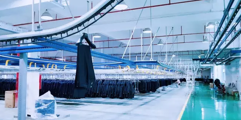 方兴未艾 15000家服装厂将彻底翻身？传统服装工厂的转型之路与服饰零售新格局