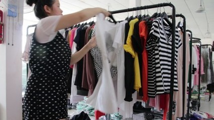 阿邦女装 批发与零售并进，打造时尚服饰新生态